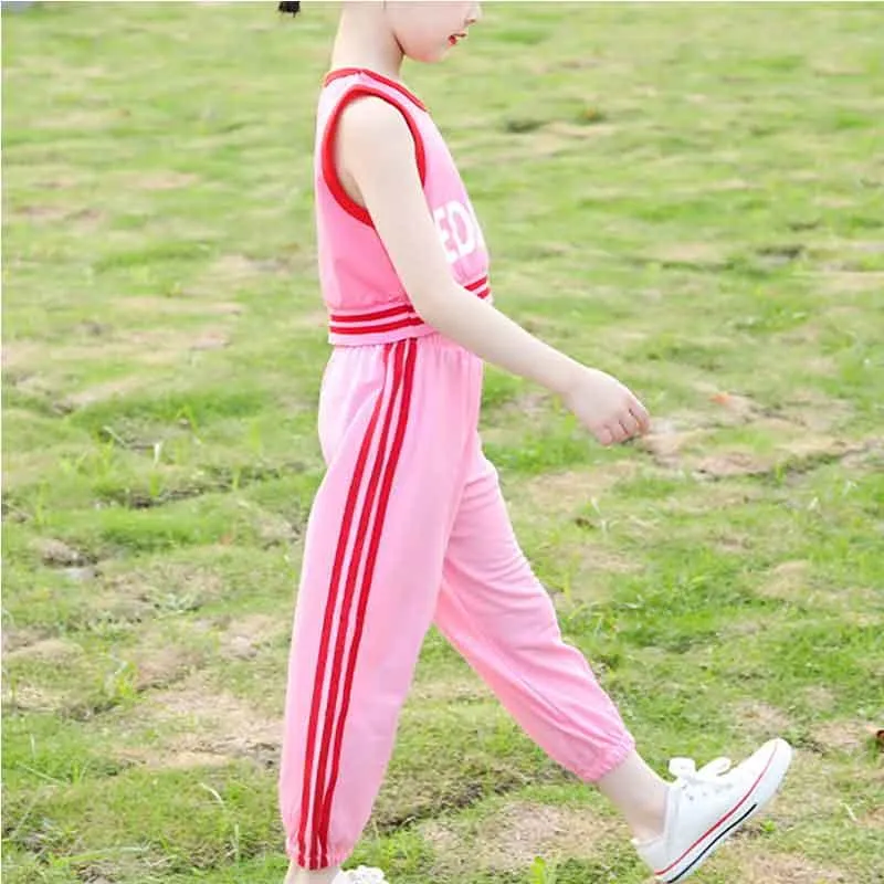 2-piece Letter Pattern Vest & Pants for Girl