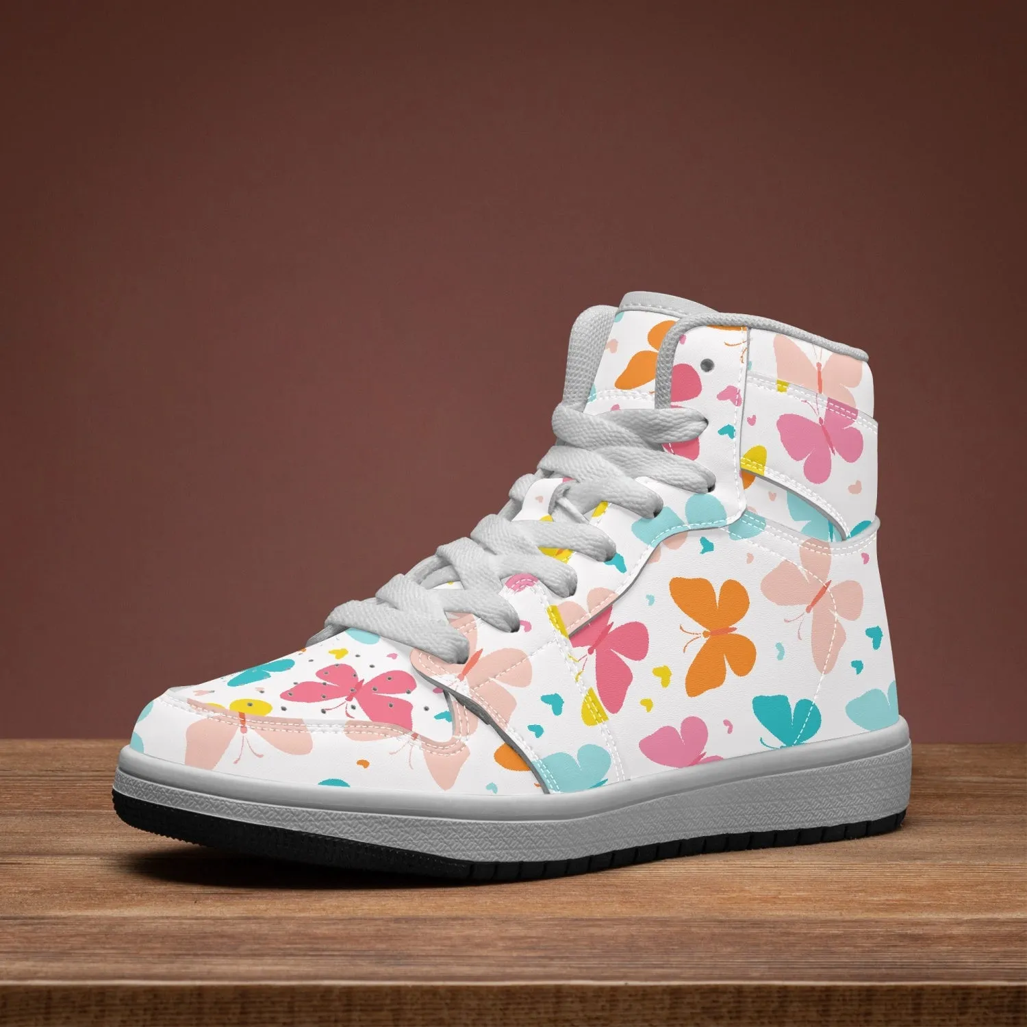 Chaussures montantes en cuir pour enfant "Papillons roses, bleus et jaunes"